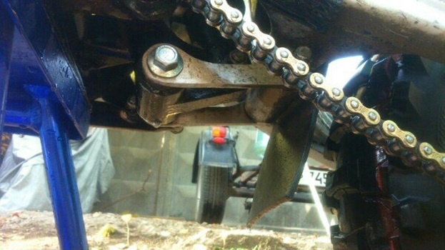 Прогрессия ирбис ттр 250. Прогрессия на питбайке. Прогрессия на эндуро 250. Задний амортизатор irbis ttr250r. Аморт на питбайк.